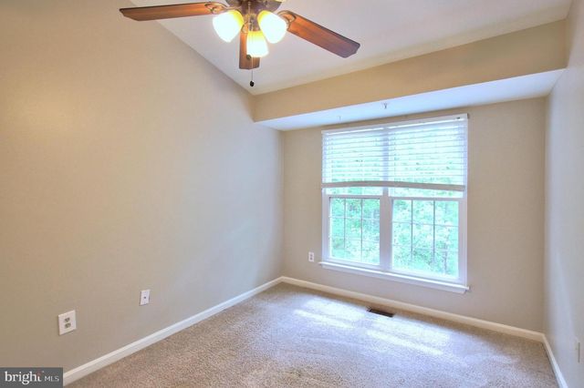 2244 COMMISSARY CIR, Odenton, MD 21113