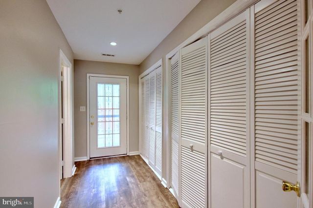 2244 COMMISSARY CIR, Odenton, MD 21113