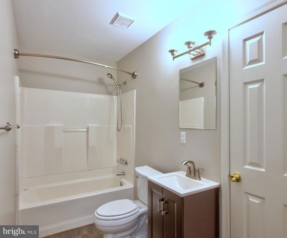 2244 COMMISSARY CIR, Odenton, MD 21113