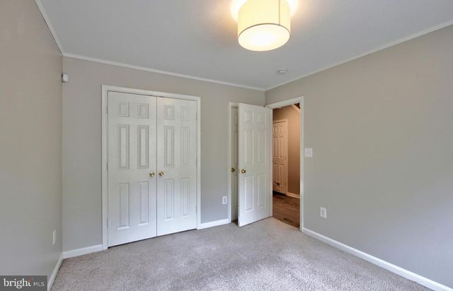 2244 COMMISSARY CIR, Odenton, MD 21113
