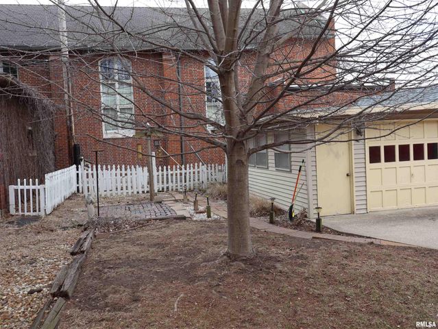 1406 HAMPSHIRE Street, Quincy, IL 62301