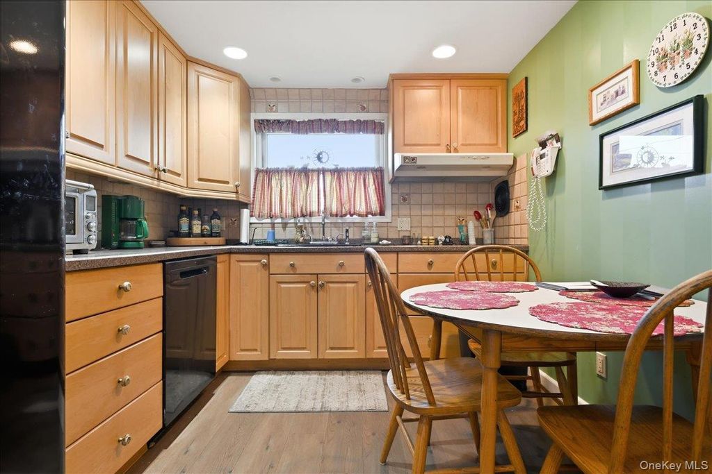 1981 Lenox Avenue, East Meadow, NY 11554 — photo 5