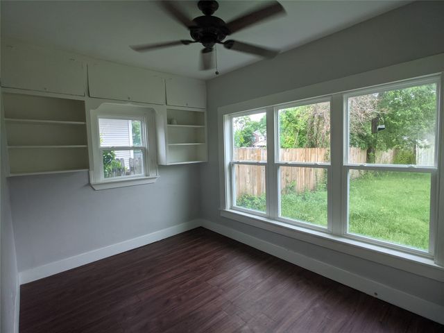 1333 S Fitzhugh Avenue, Dallas, TX 75223