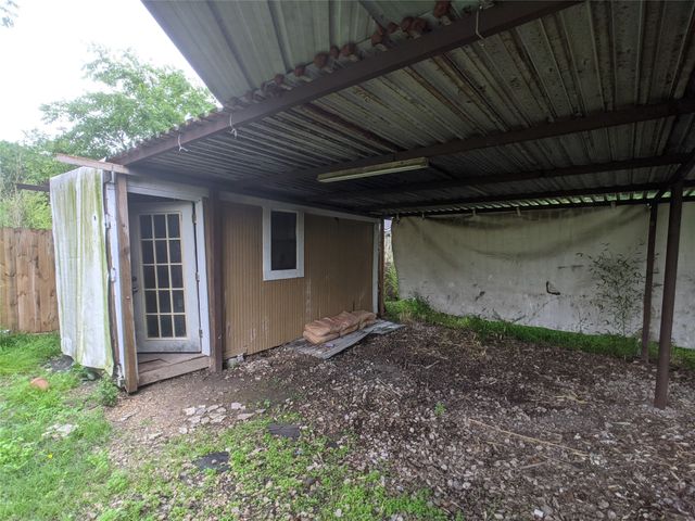 1333 S Fitzhugh Avenue, Dallas, TX 75223