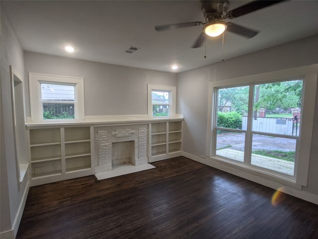 1333 S Fitzhugh Avenue, Dallas, TX 75223
