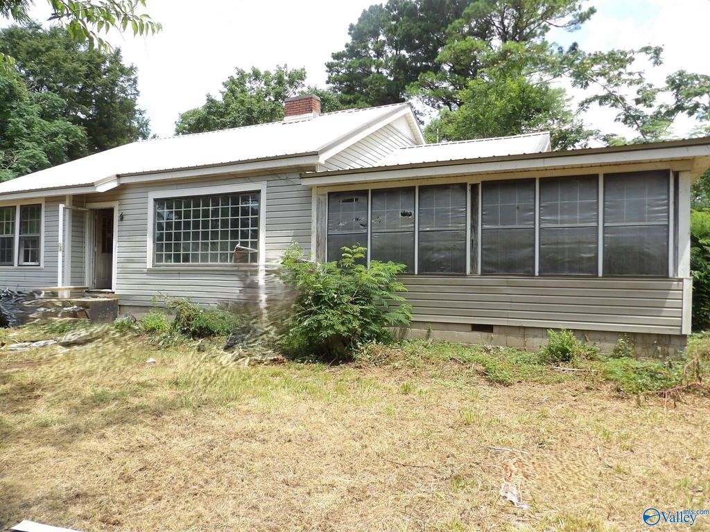 6621 Highway 36, Danville, AL 35619