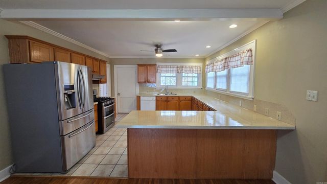 20 Forest Glades Cir, North Little Rock, AR 72120