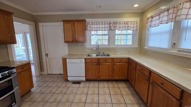 20 Forest Glades Cir, North Little Rock, AR 72120