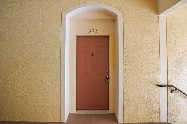 8775 SARTORI STREET 303, Orlando, FL 32829