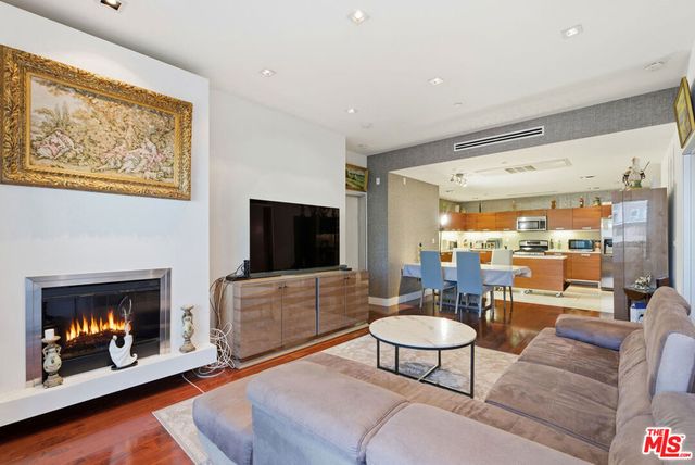 6735 Yucca Street 307, Los Angeles, CA 90028