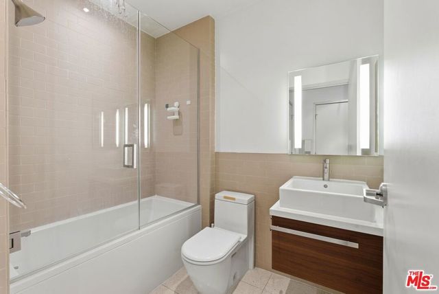 6735 Yucca Street 307, Los Angeles, CA 90028