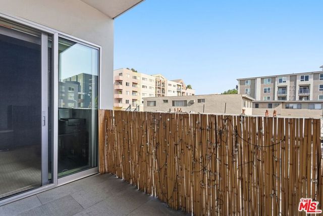 6735 Yucca Street 307, Los Angeles, CA 90028