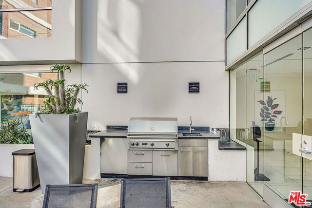 6735 Yucca Street 307, Los Angeles, CA 90028