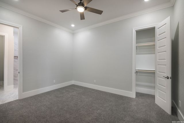 252 Venado Oaks, Castroville, TX 78009