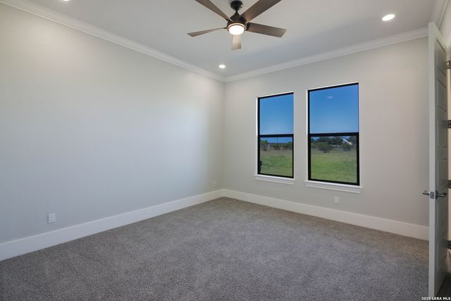 252 Venado Oaks, Castroville, TX 78009