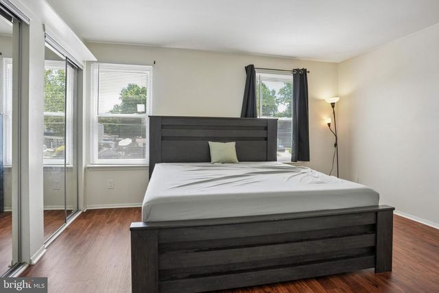 8 NOVA CT, Sewell, NJ 08080