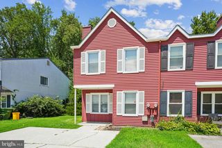 8 NOVA CT, Sewell, NJ 08080