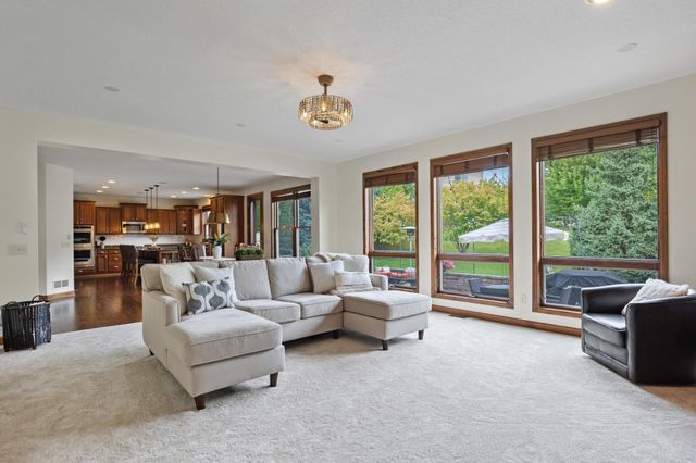 1752 Carriage Drive, Victoria, MN 55386