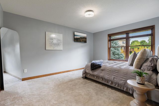 1752 Carriage Drive, Victoria, MN 55386