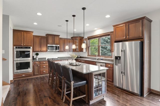 1752 Carriage Drive, Victoria, MN 55386