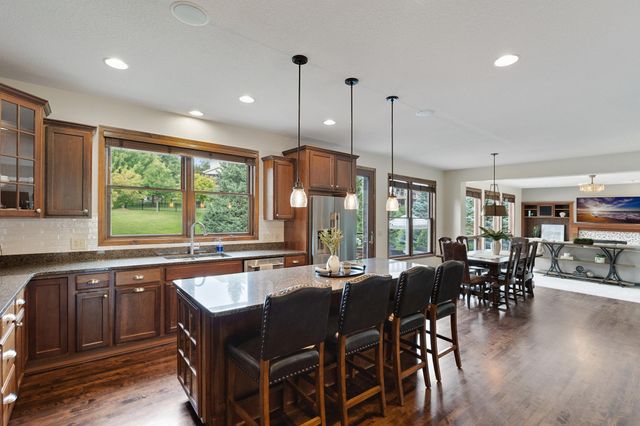 1752 Carriage Drive, Victoria, MN 55386