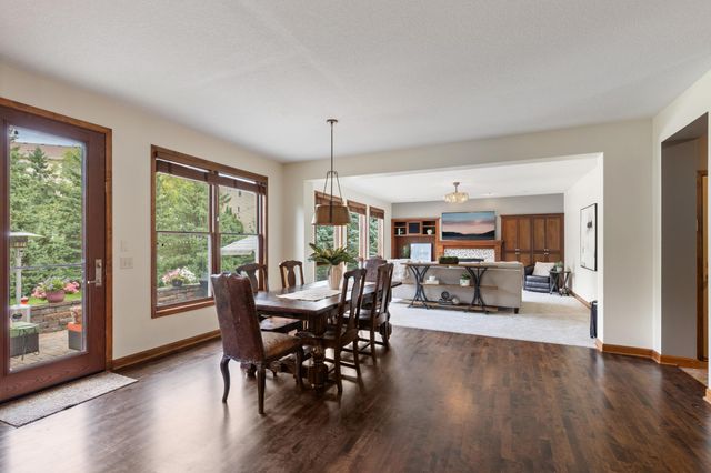 1752 Carriage Drive, Victoria, MN 55386
