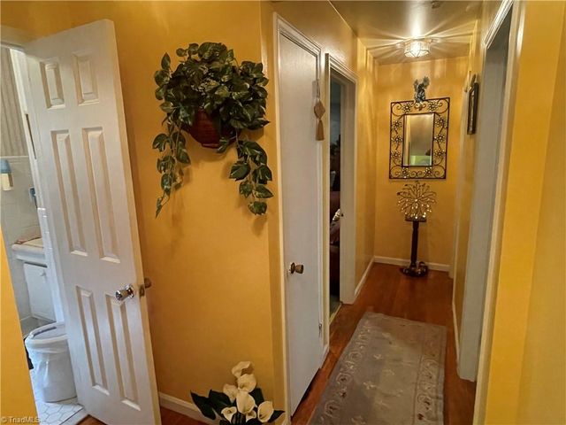 1308 Youngs mill Road, Greensboro, NC 27405