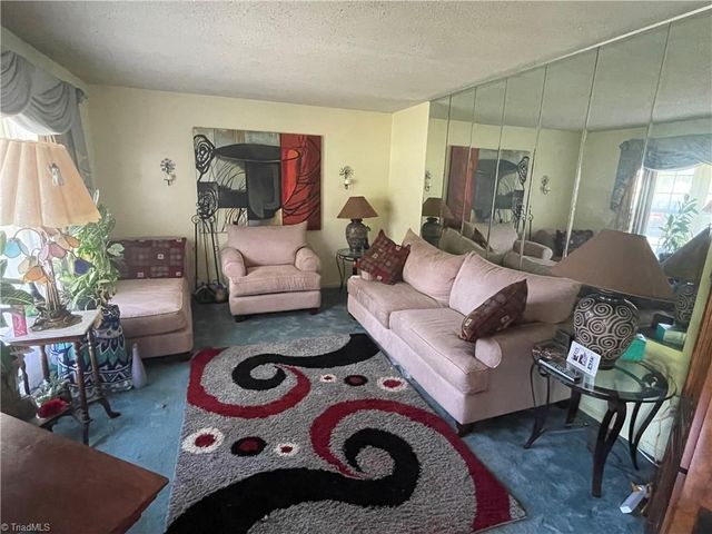 1308 Youngs mill Road, Greensboro, NC 27405