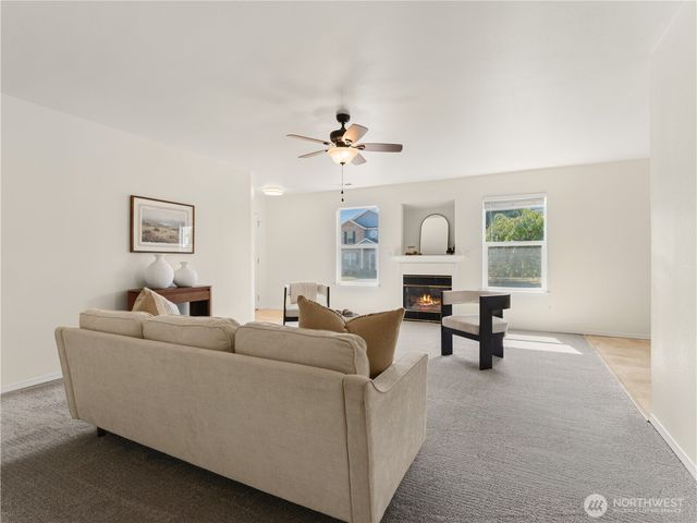 13001 171st Street E, Puyallup, WA 98374