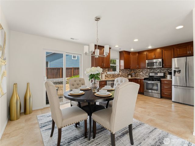 13001 171st Street E, Puyallup, WA 98374