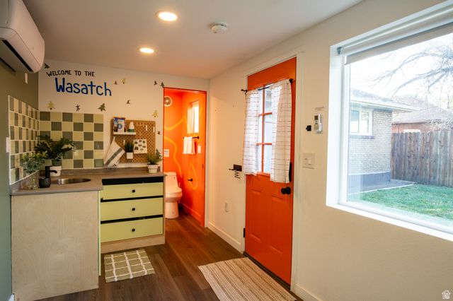 35 E REDONDO AVE, Salt Lake City, UT 84115