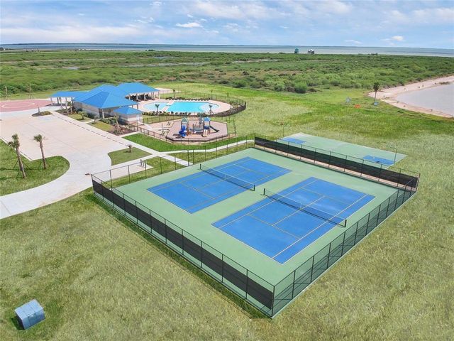 3011 Palm Coast Lane, Palacios, TX 77465