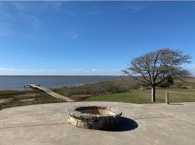 3011 Palm Coast Lane, Palacios, TX 77465