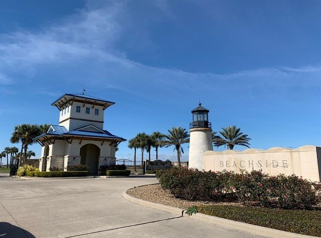 3011 Palm Coast Lane, Palacios, TX 77465