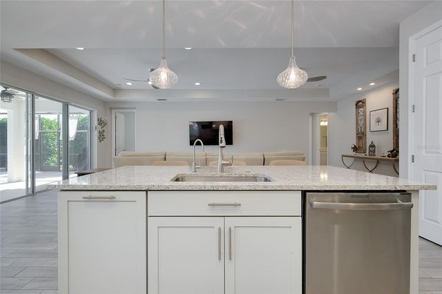 11472 MONTSERRAT DRIVE, Venice, FL 34293