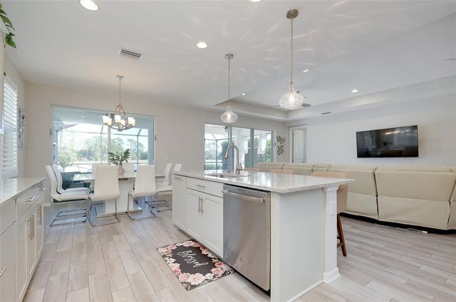 11472 MONTSERRAT DRIVE, Venice, FL 34293