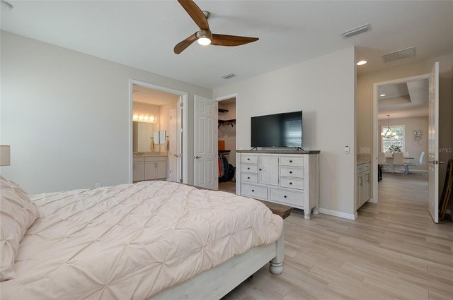 11472 MONTSERRAT DRIVE, Venice, FL 34293