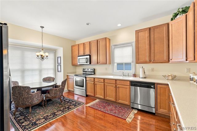 8088 Laurel Park Lane, Clarence, NY 14051