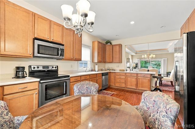 8088 Laurel Park Lane, Clarence, NY 14051