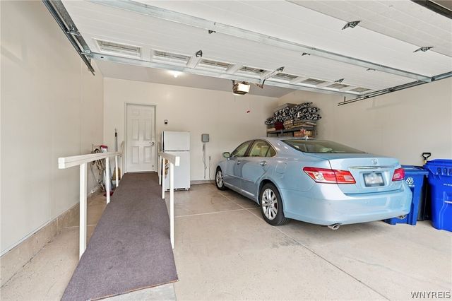 8088 Laurel Park Lane, Clarence, NY 14051