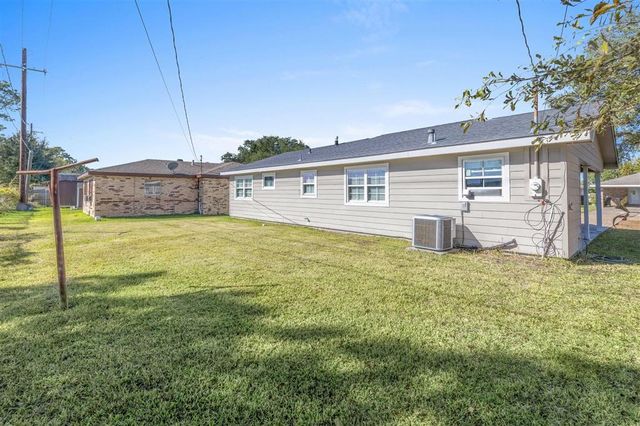 3107 Admiral King Street, Lake Charles, LA 70615