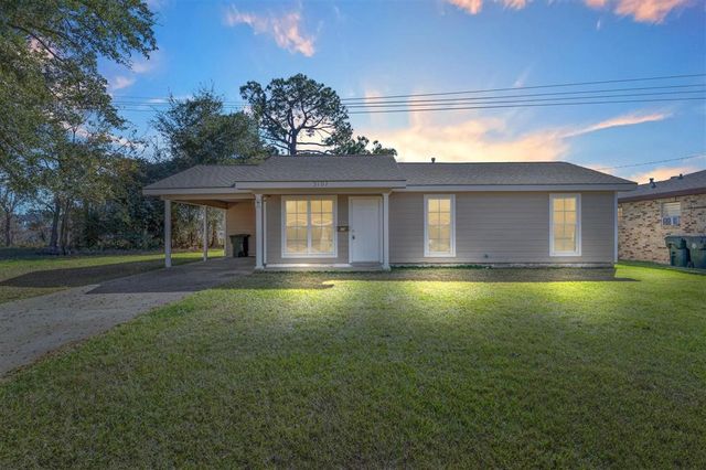 3107 Admiral King Street, Lake Charles, LA 70615