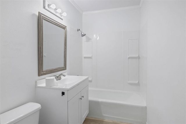 3107 Admiral King Street, Lake Charles, LA 70615