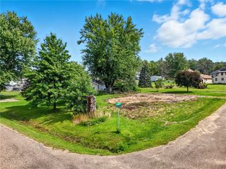 702 Central Avenue, Center Point, IA 52213