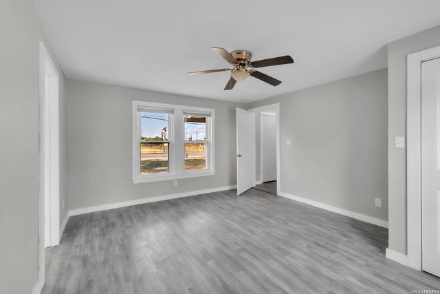 622 Gillette, San Antonio, TX 78221