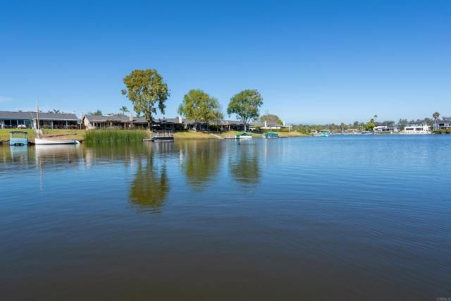 1554 Via Brisa Del Lago, San Marcos, CA 92078