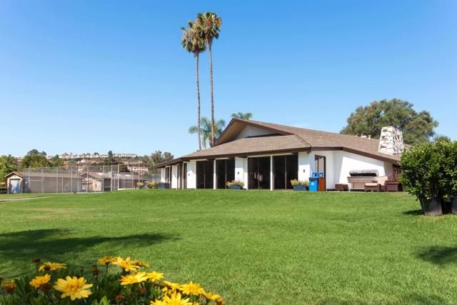 1554 Via Brisa Del Lago, San Marcos, CA 92078