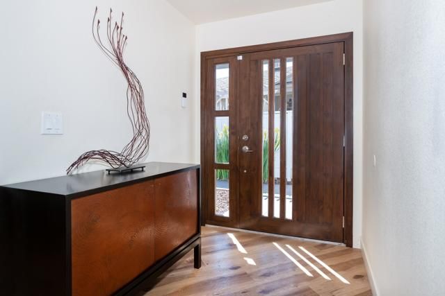 1554 Via Brisa Del Lago, San Marcos, CA 92078