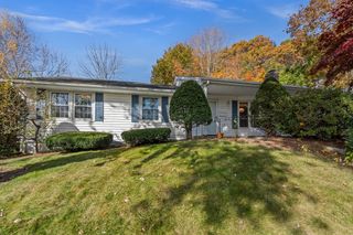 3 Lynnwood Lane, Worcester, MA 01609