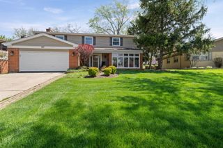 627 S Patton Avenue, Arlington Heights, IL 60005